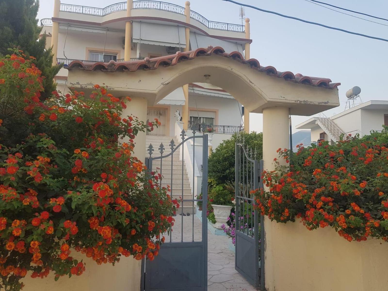 Apartments Rudi Orikum Exterior photo